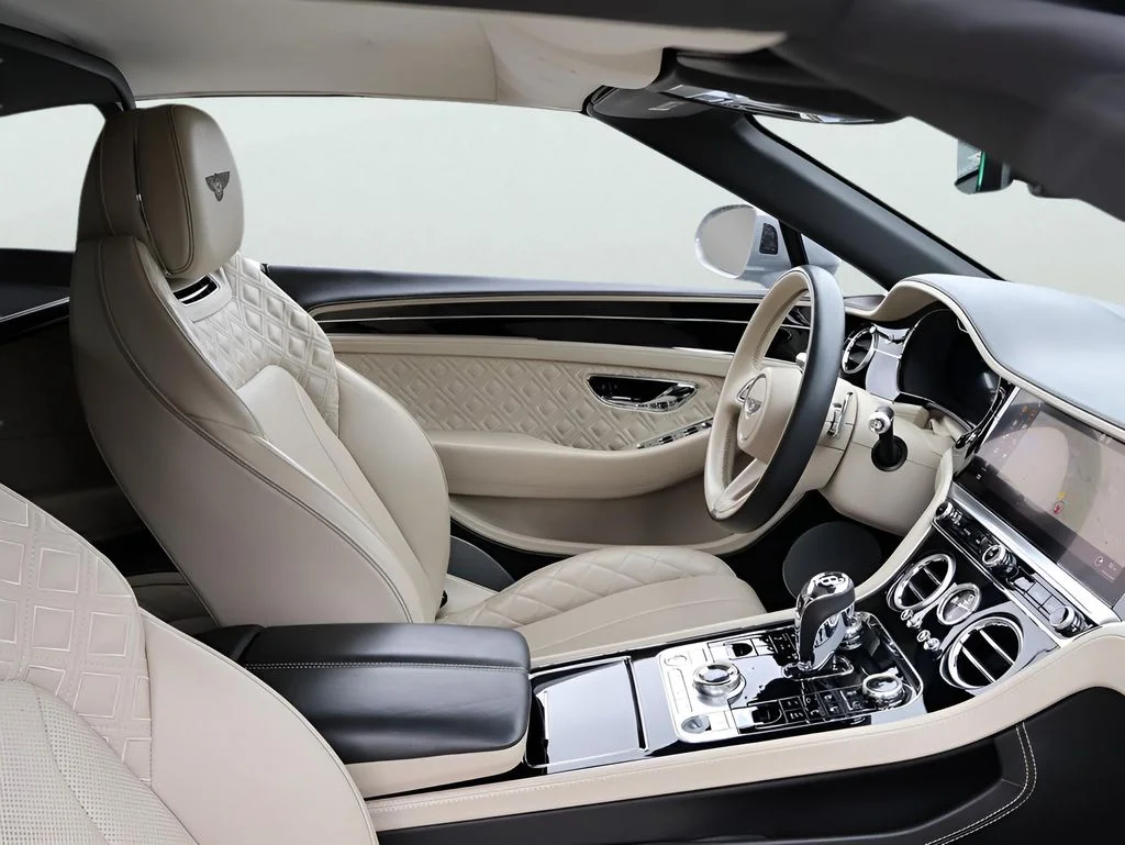 Used 2022 Cambrian Gray Metallic Bentley V8 image 10