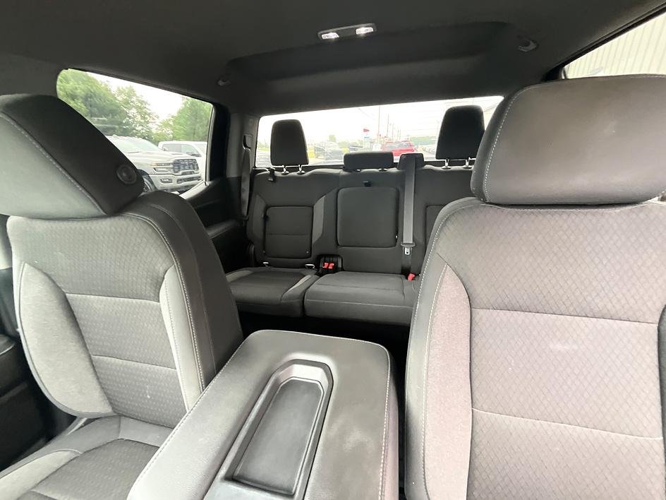 Used 2020 White GMC Elevation image 38
