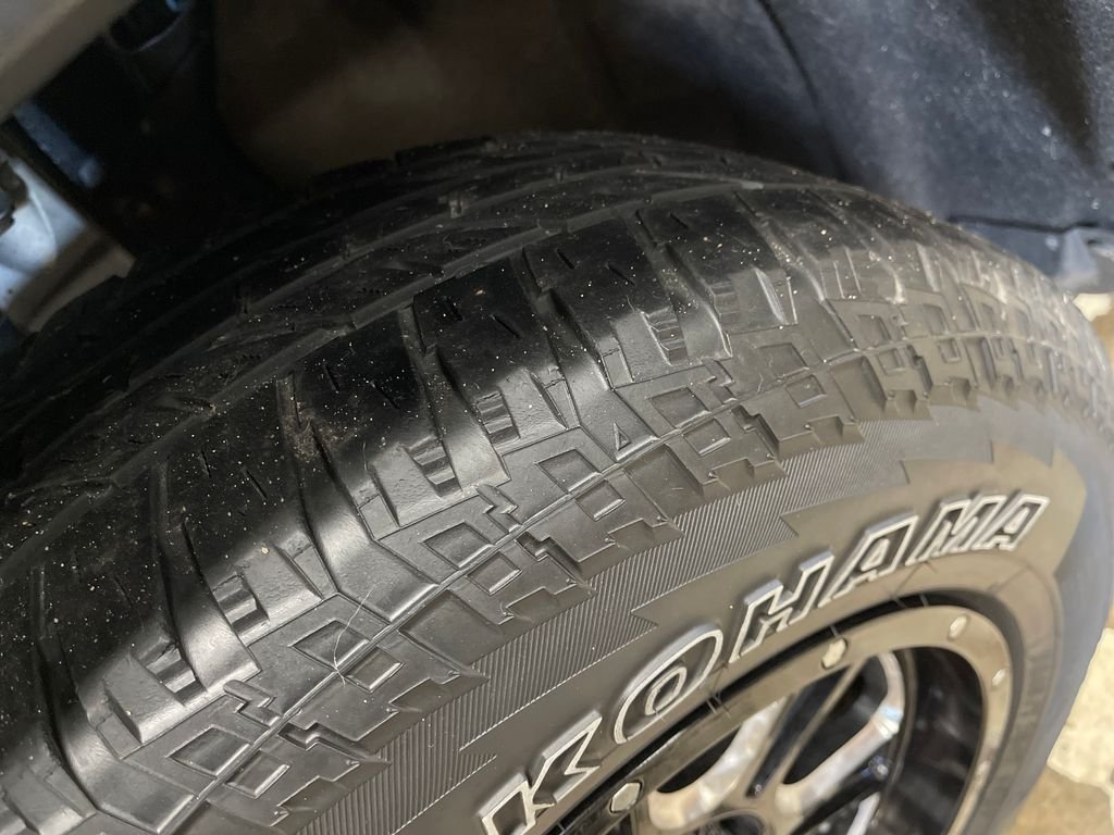 Used 2017 White Jeep Limited image 12
