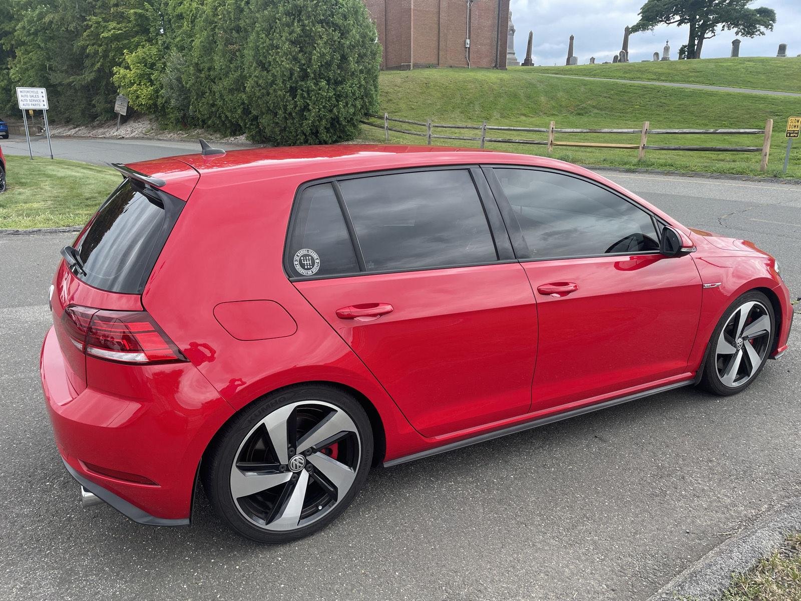 Used 2020 Tornado Red Volkswagen S image 6