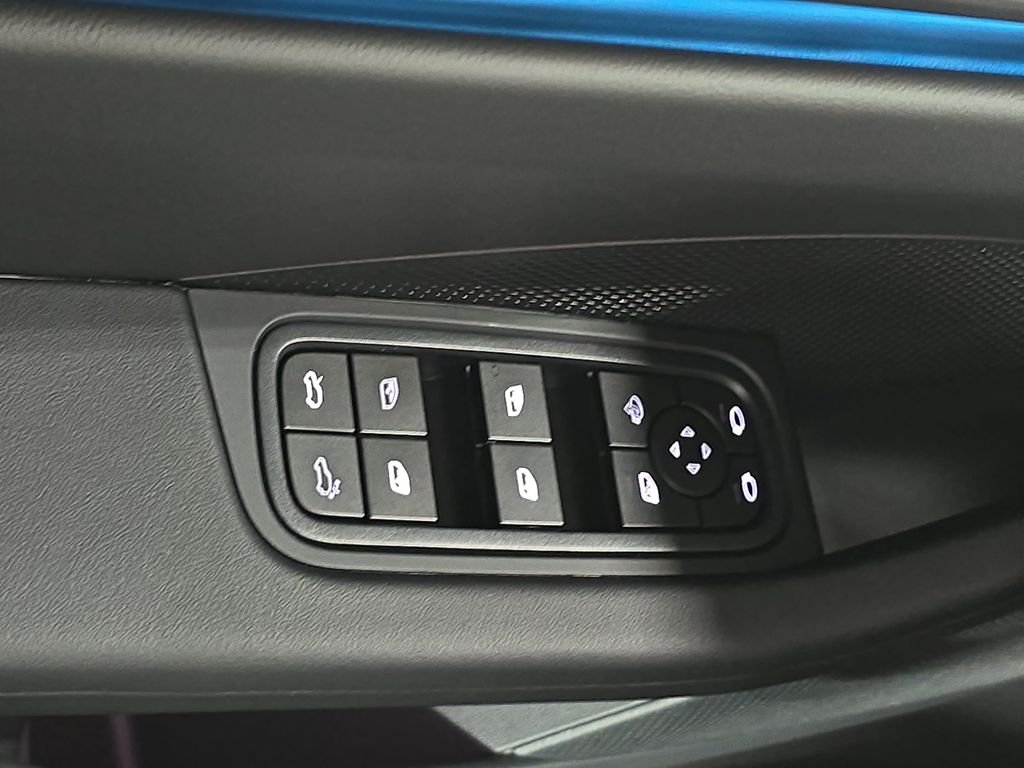 New 2026 Black Porsche  image 21