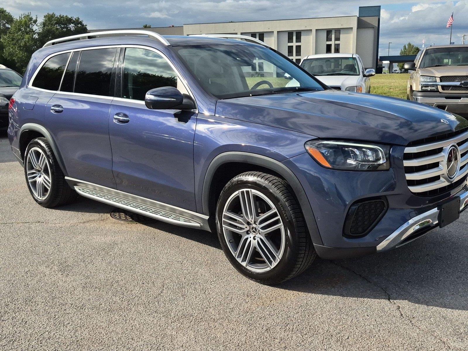 Used 2024 Twilight Blue Metallic Mercedes-Benz GLS 450 image 7