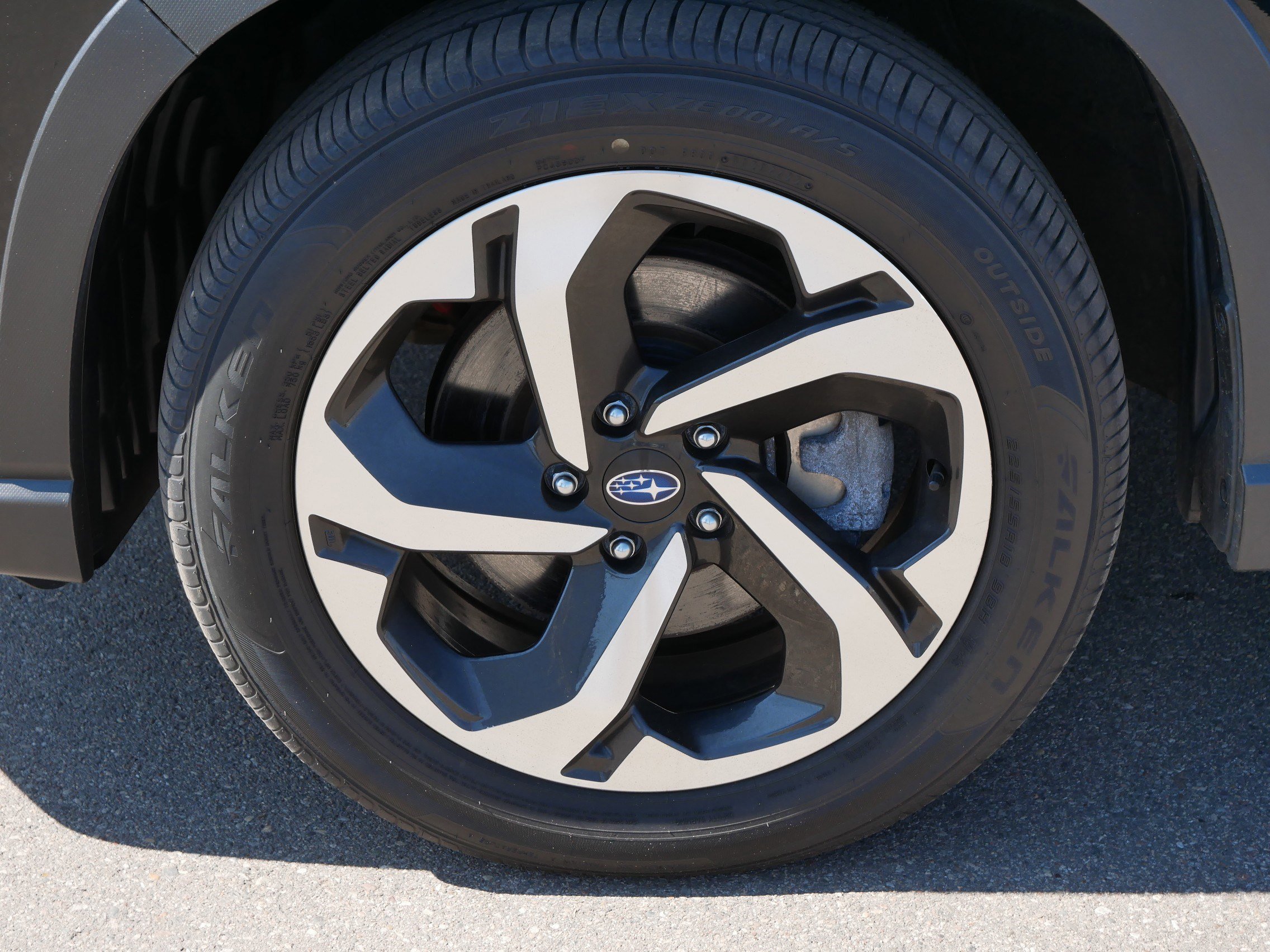 Used 2023 Crystal Black Silica Subaru Touring image 15
