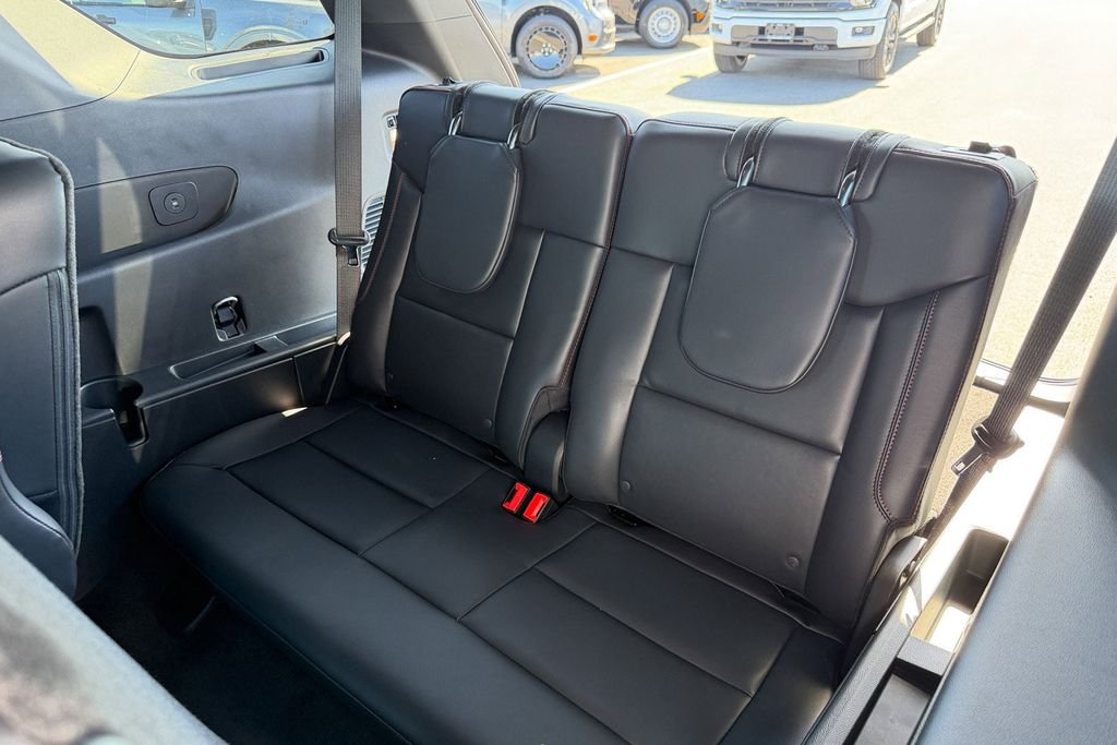 New 2026 Agate Black Metallic Ford ST image 24