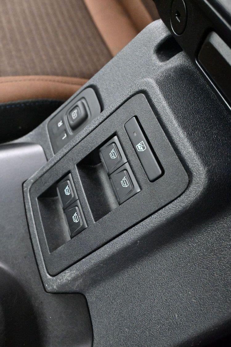 Used 2022 Shadow Black Ford Base image 21