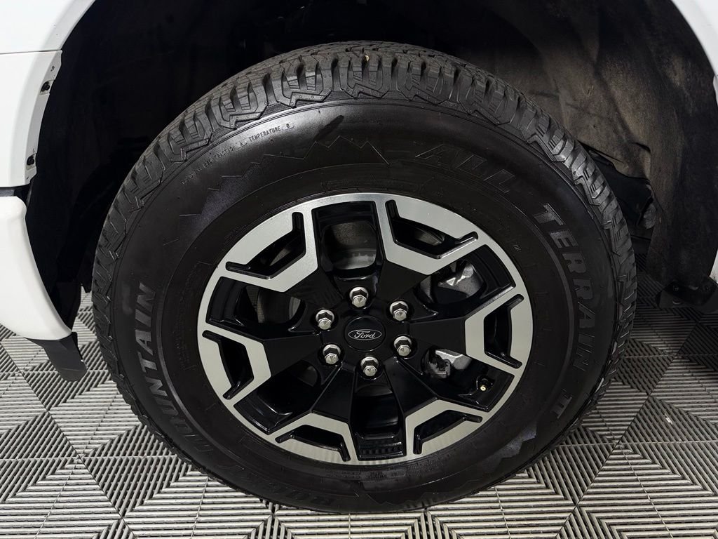 Used 2023 White Ford XLT image 11