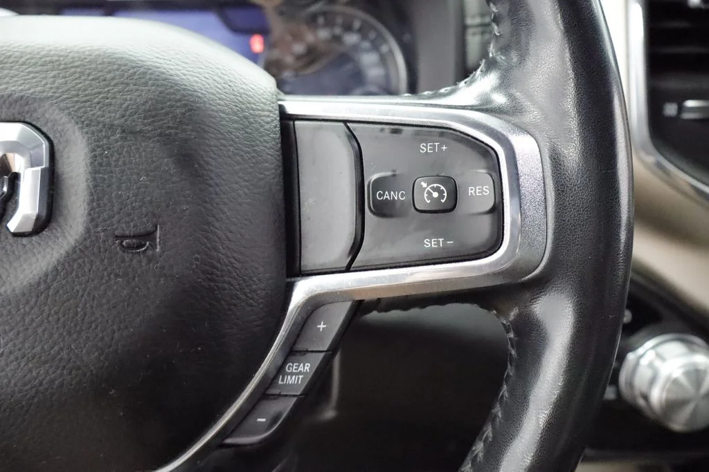 Certified Used 2019 Blue Ram Laramie image 28