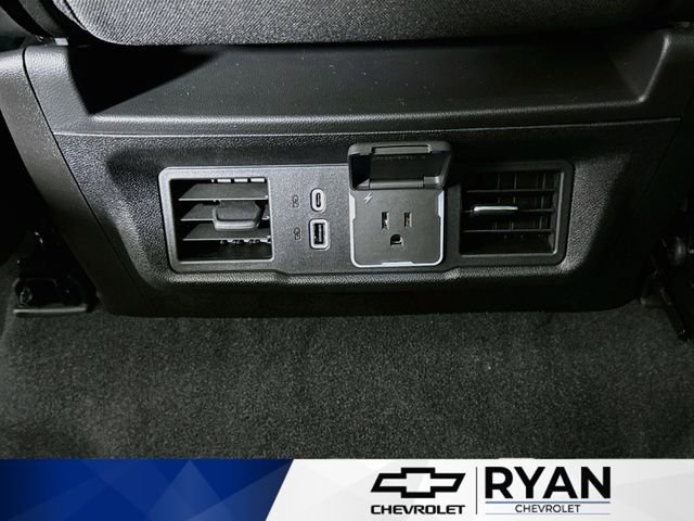 New 2026 Summit White Chevrolet LT image 25