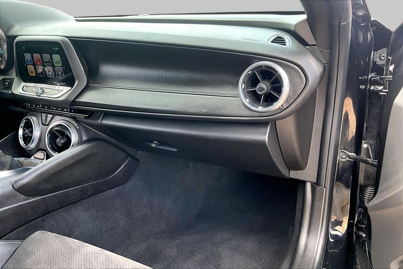 Used 2018 Mosaic Black Metallic Chevrolet 1SS image 19