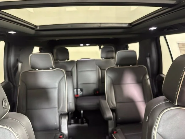 Used 2024 Silver Sage Chevrolet Premier image 14