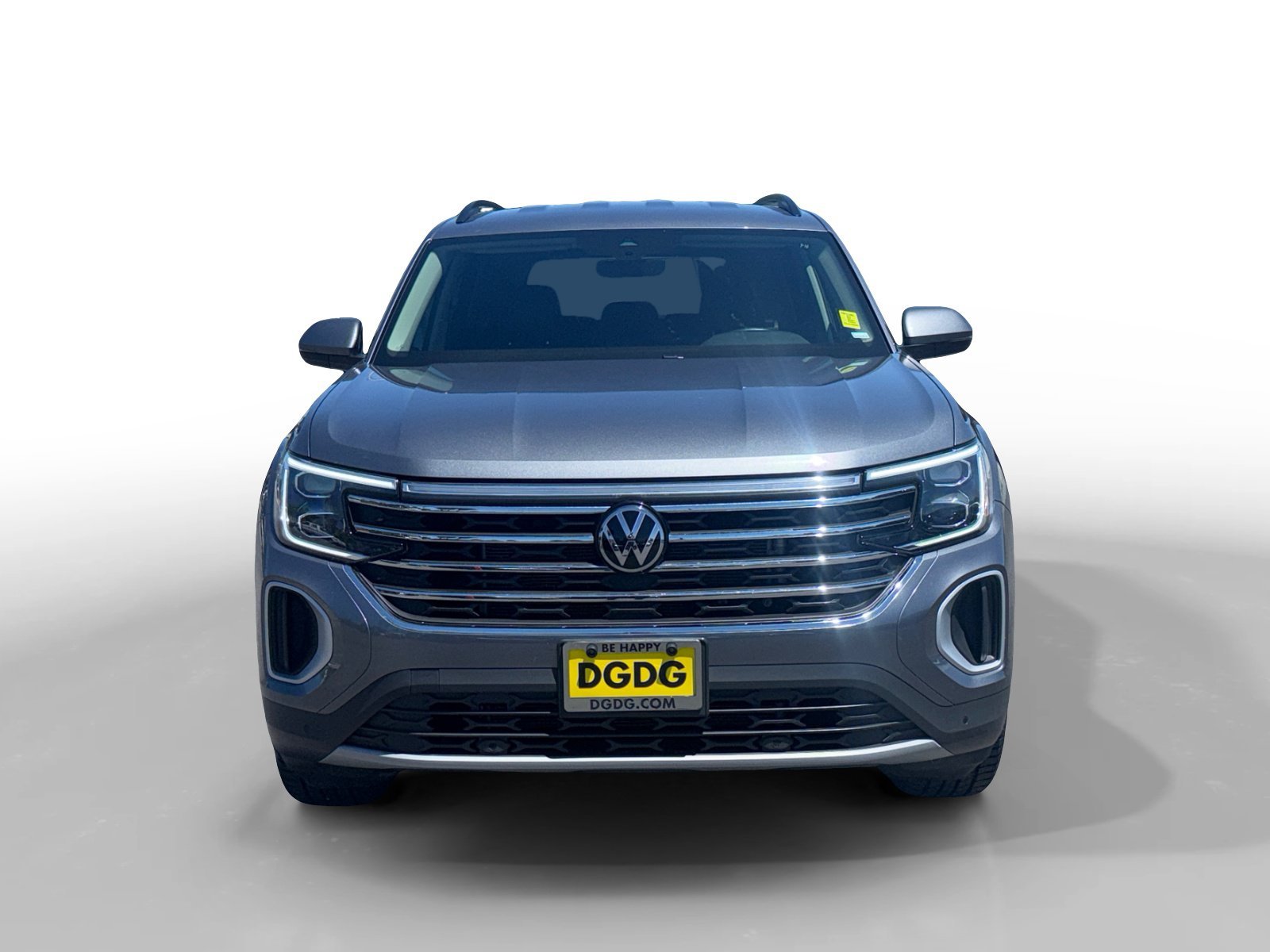 Used 2025 Platinum Gray Metallic Volkswagen 2.0T SE w/Technology image 8