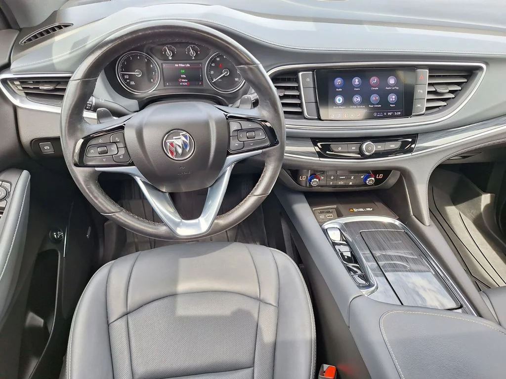 Used 2023 Black Buick Essence image 11