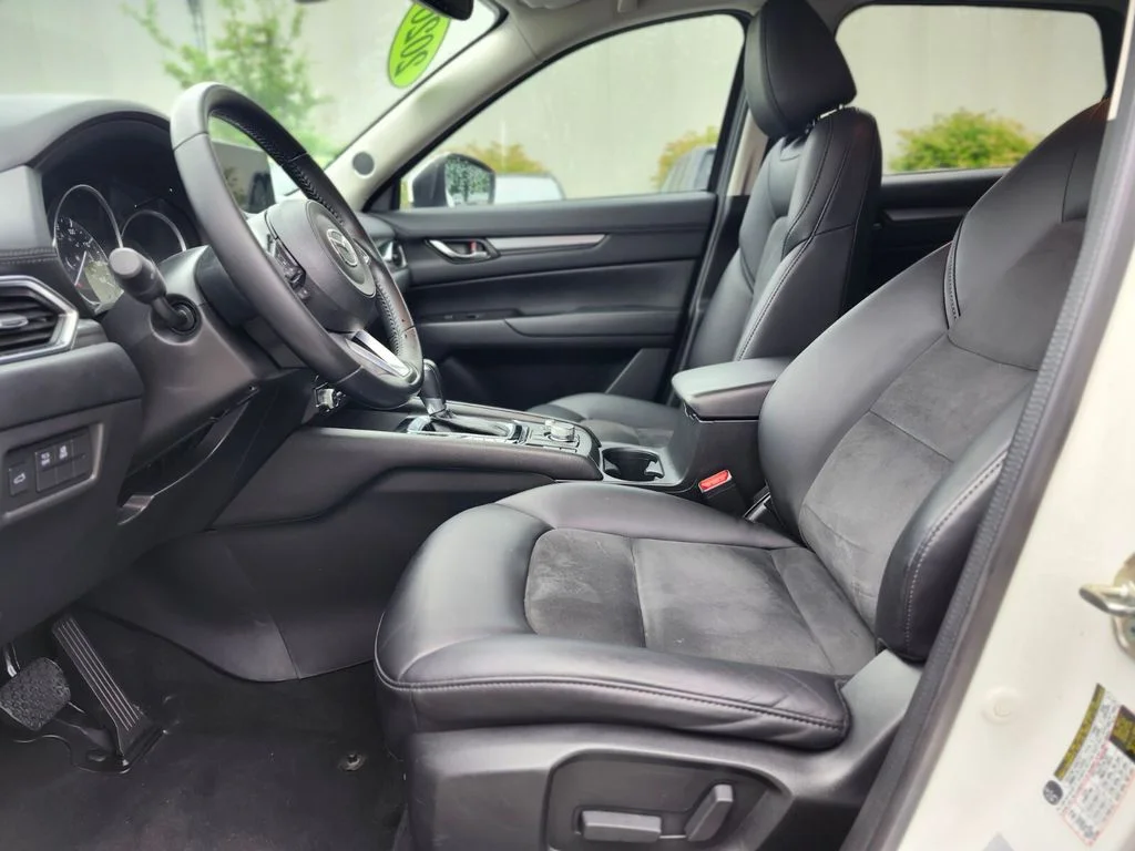 Used 2020 White Mazda Touring image 18