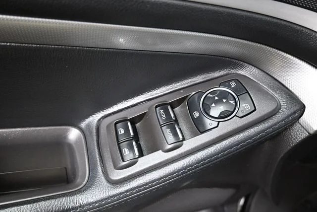 Used 2015 Black Ford XLT image 22