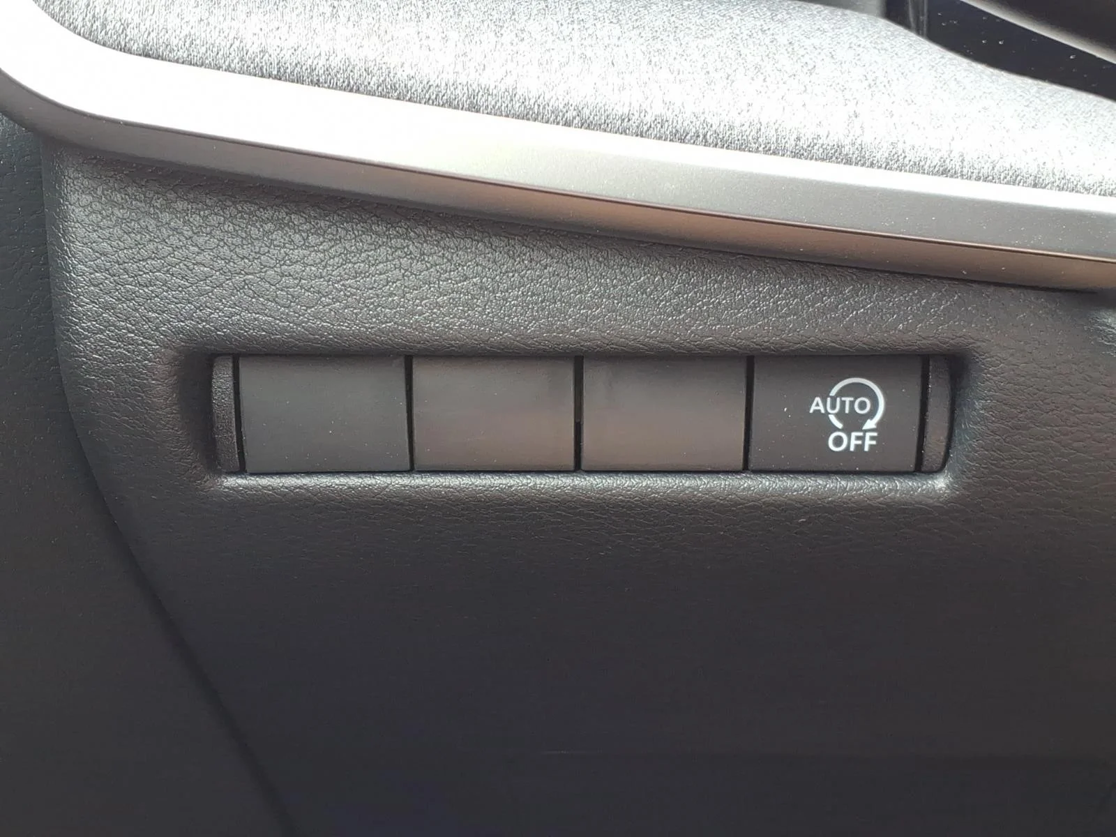 2026 Nissan Kicks S White at Robbins Nissan
