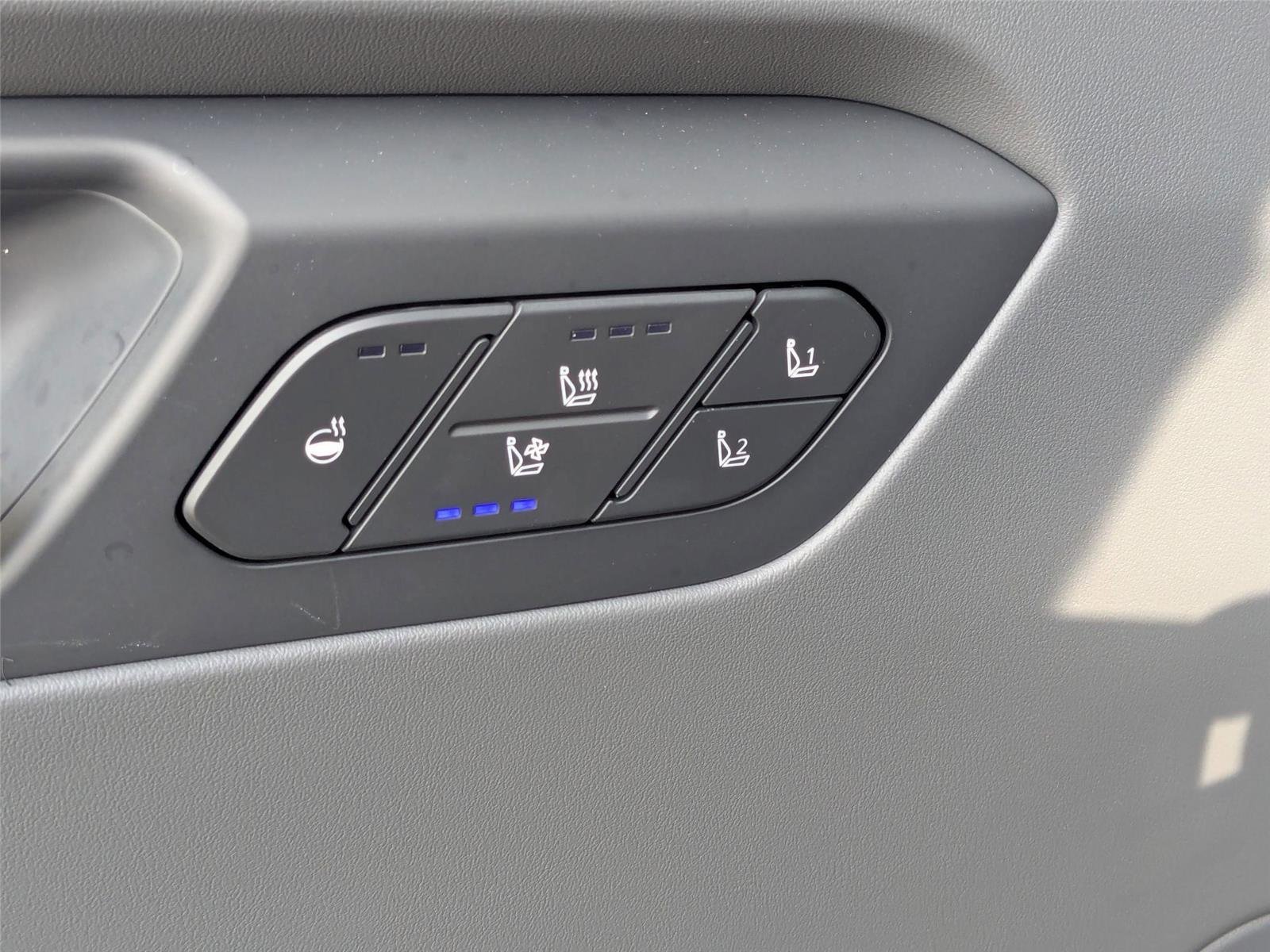 2026 Kia EV9 Wind - Photo 12