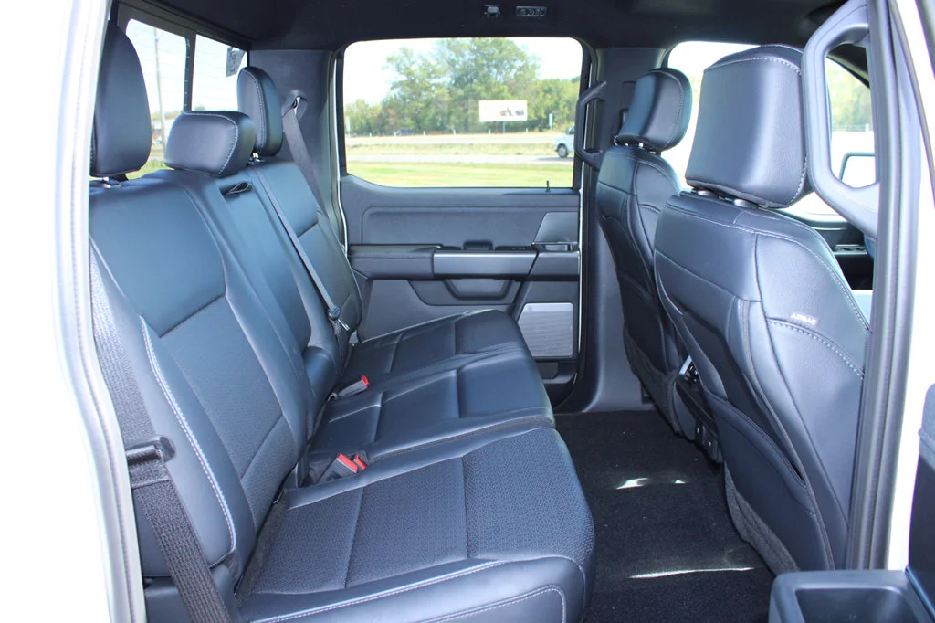 New 2026 Oxford White Ford Lariat® image 24