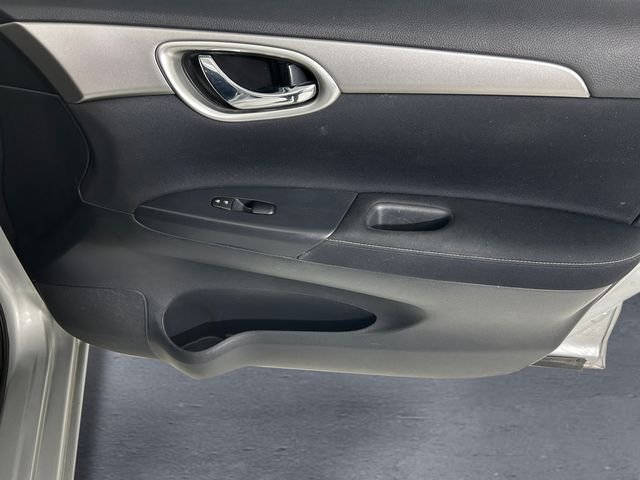Used 2014 Silver Nissan SV image 15