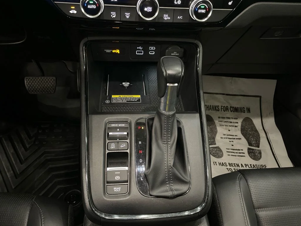 Used 2024  Honda EX-L image 21