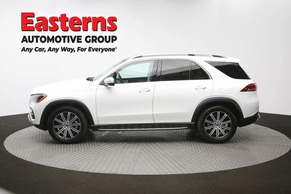 Used 2025 White Mercedes-Benz GLE 450e image 60