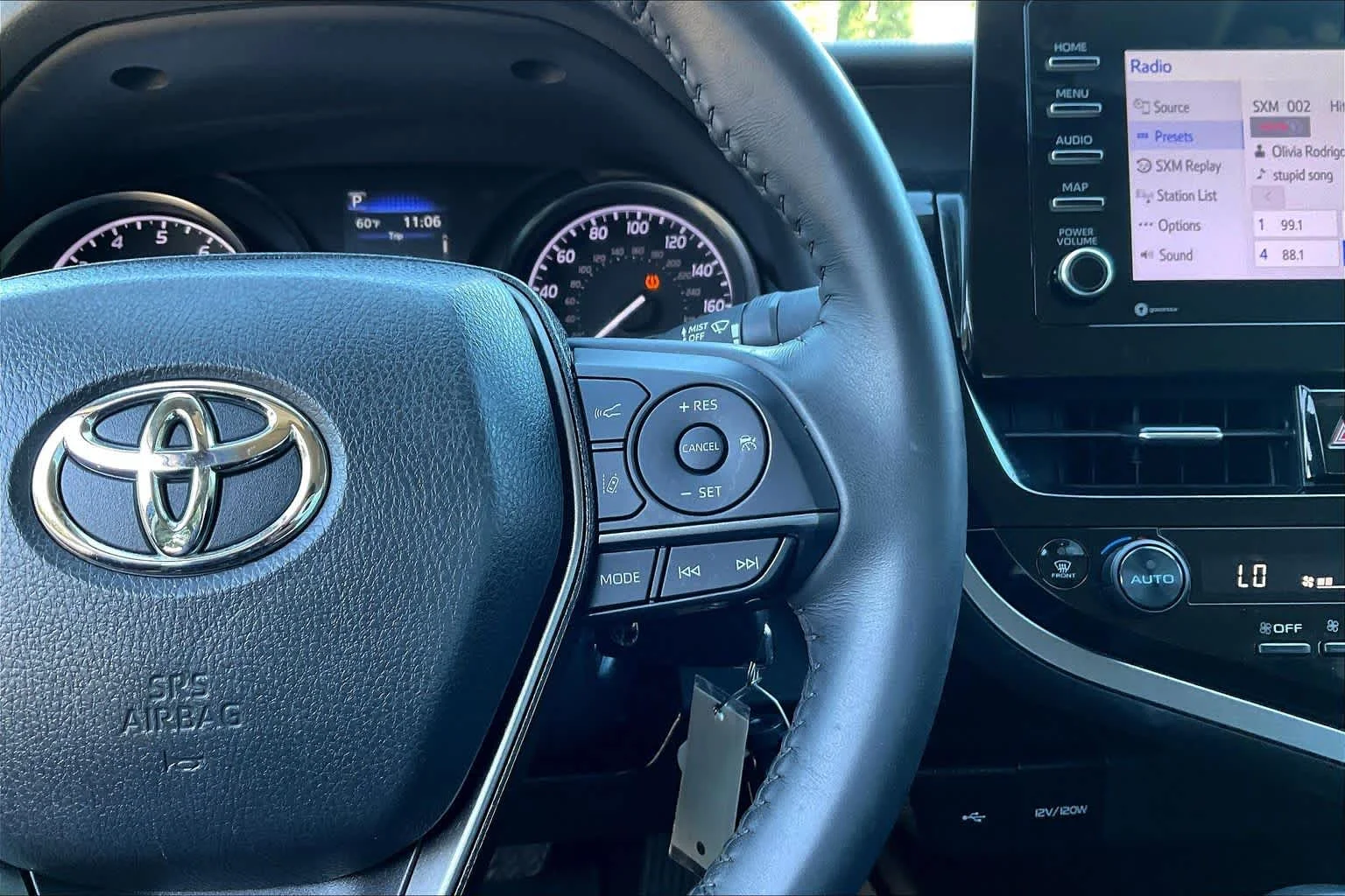 Used 2024 Midnight Black Metallic Toyota SE image 24