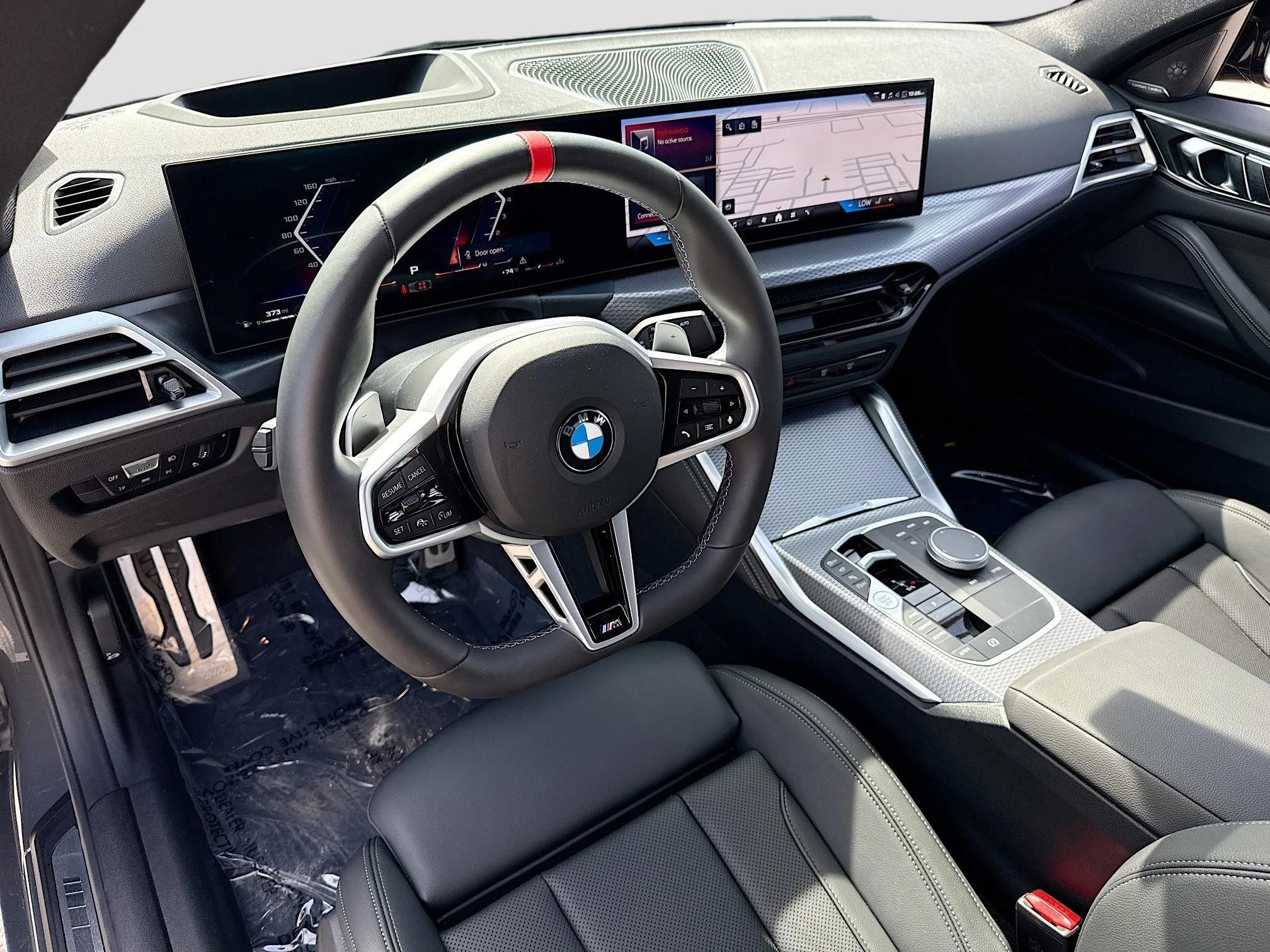 2026 BMW 4 Series M440i - Photo 25