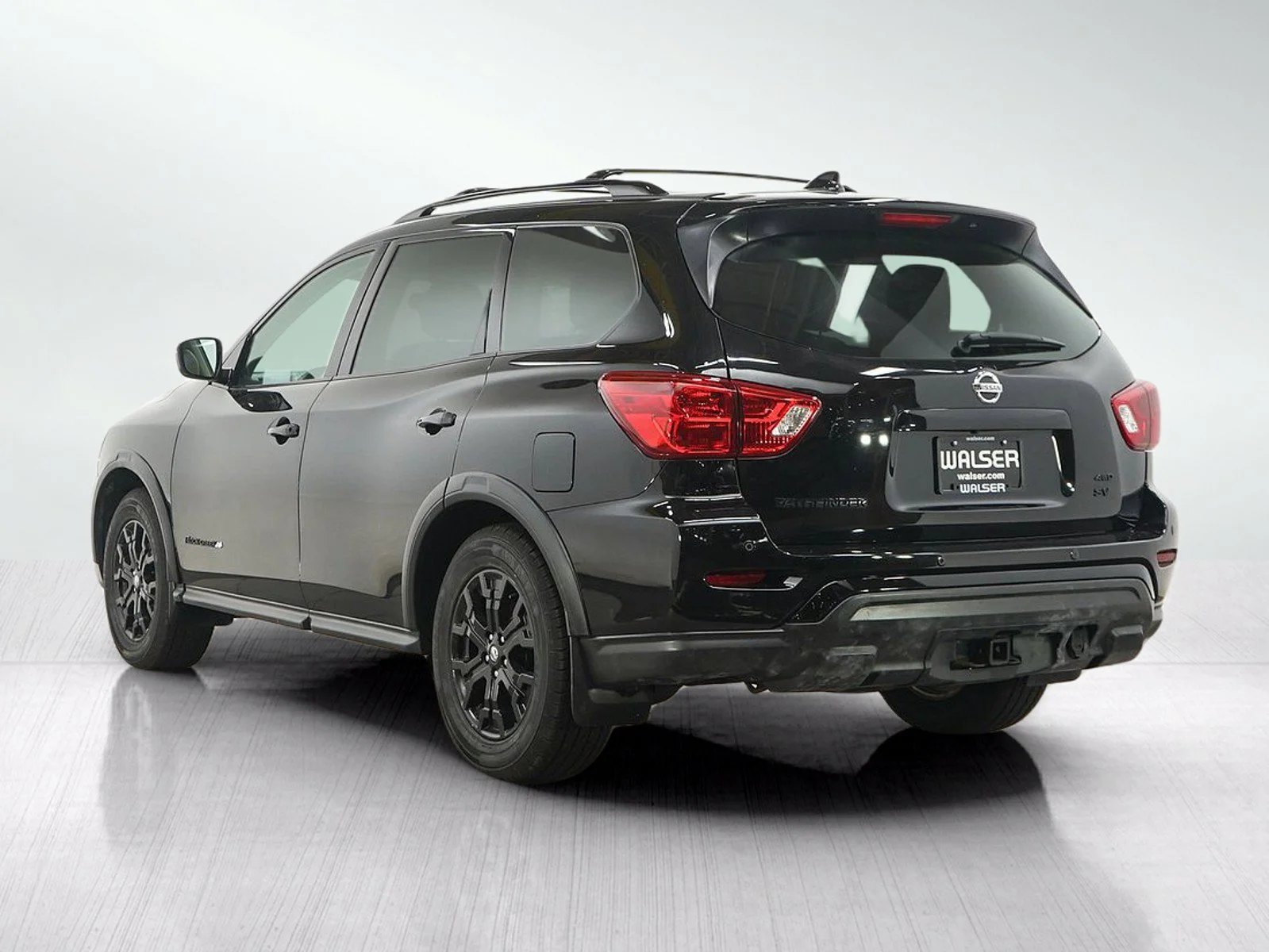 Used 2020 Magnetic Black Pearl Nissan SV image 3