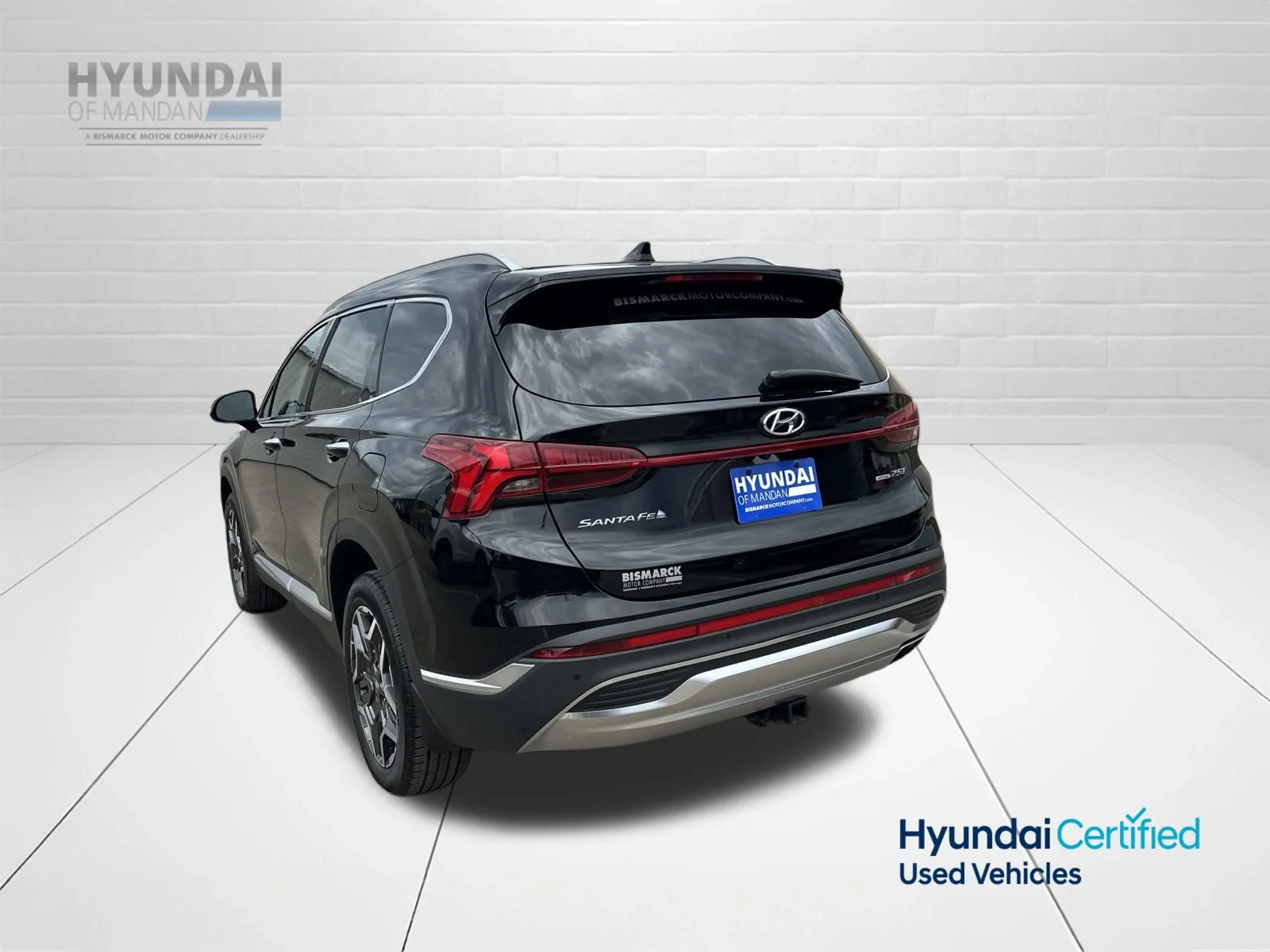 Used 2023 Black Hyundai Limited image 4