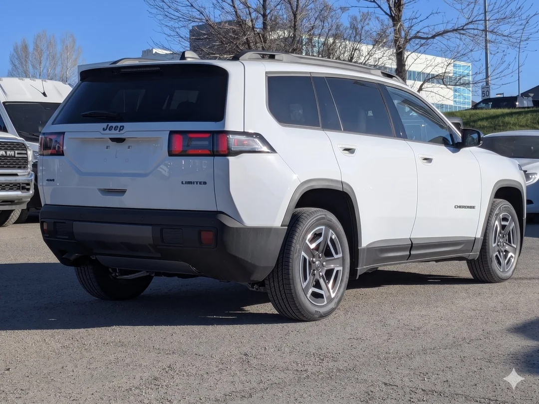 New 2026 White Jeep Limited - - 4x4 - Limited Pkg (23G) - Tech Group - Mopar Interior Protection Pkg & More! image 8
