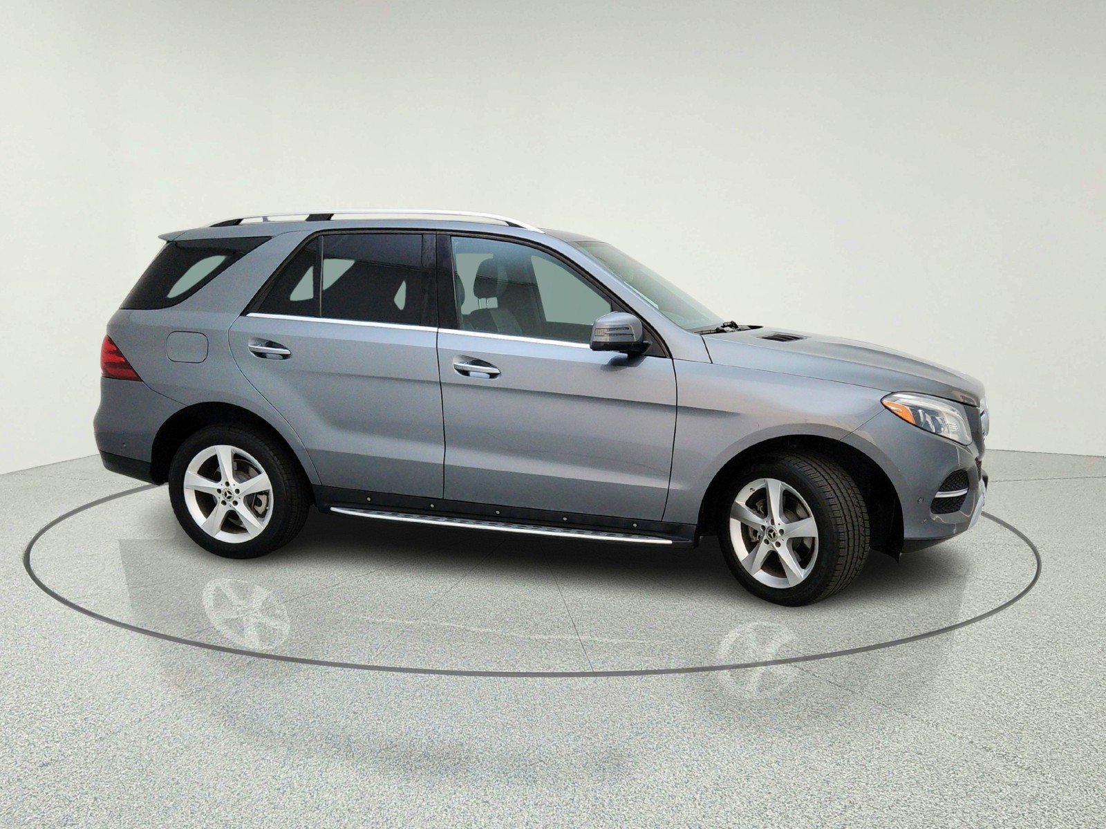 Used 2018 Selenite Grey Metallic Mercedes-Benz GLE 350 image 6