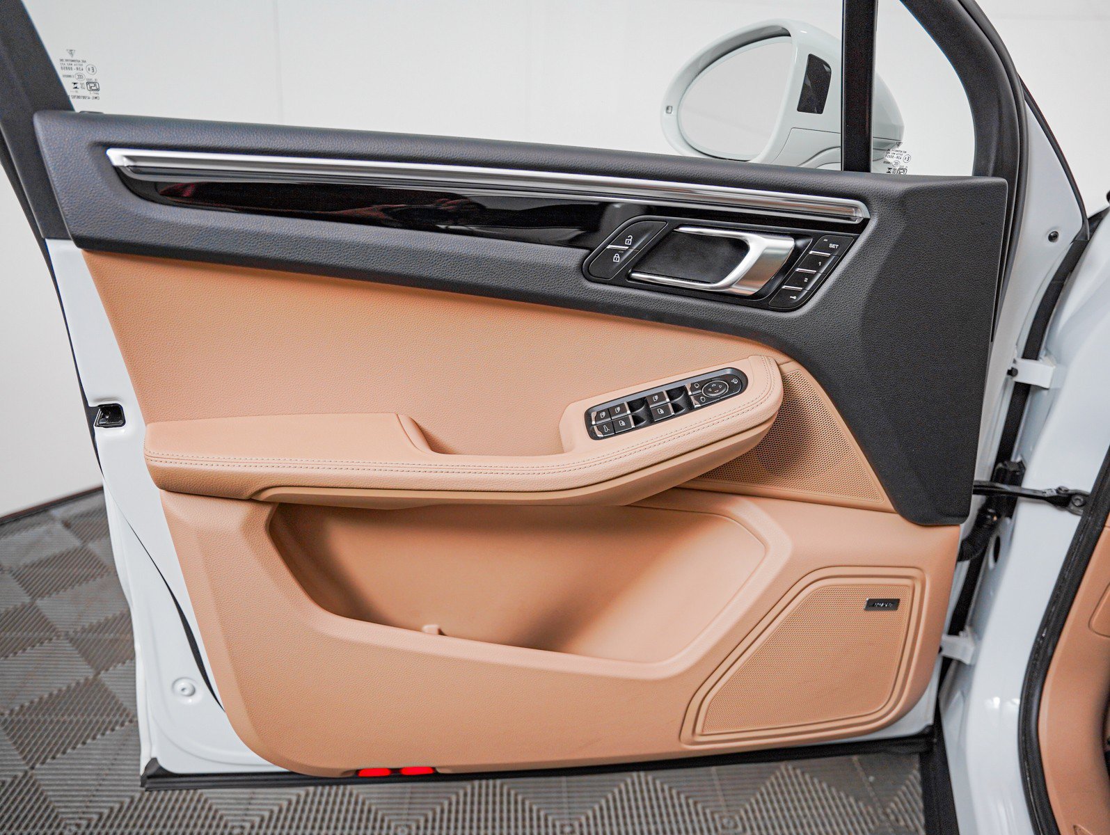 Certified Used 2024 White Porsche  image 28