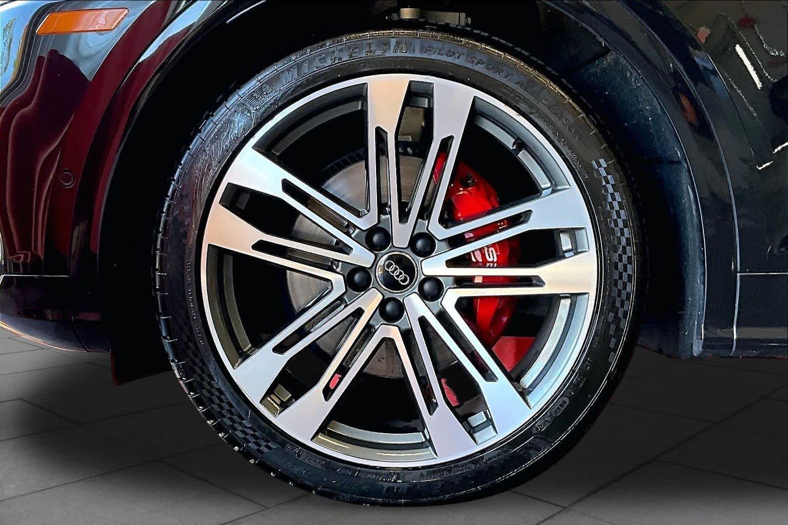 Used 2020 Mythos Black Metallic Audi Prestige image 11