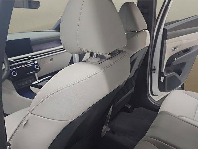 2026 Hyundai Tucson Limited - Photo 18