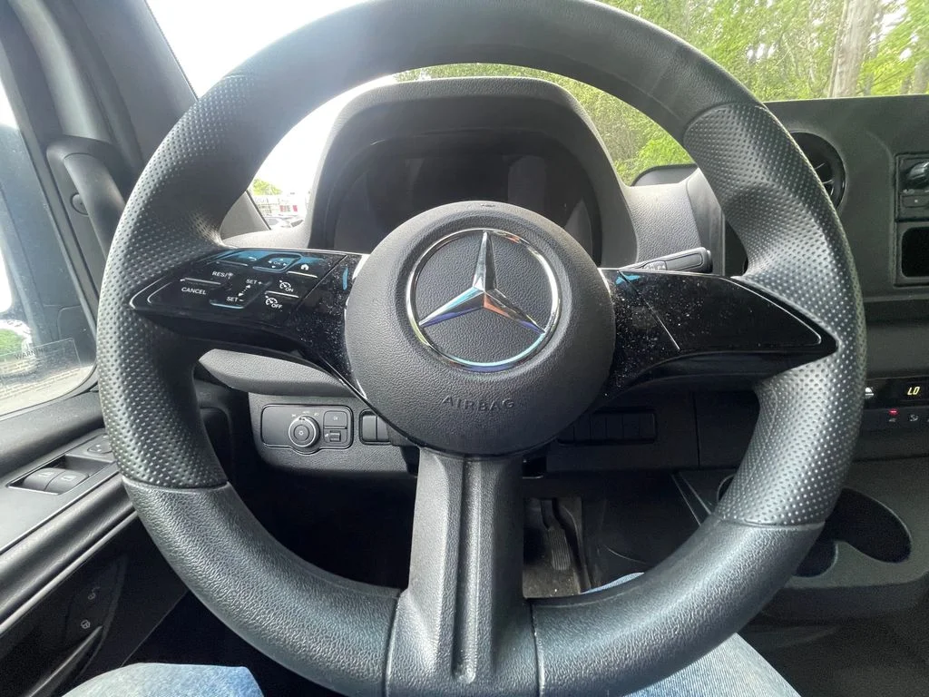 Used 2025 White Mercedes-Benz Cargo 144 WB image 11