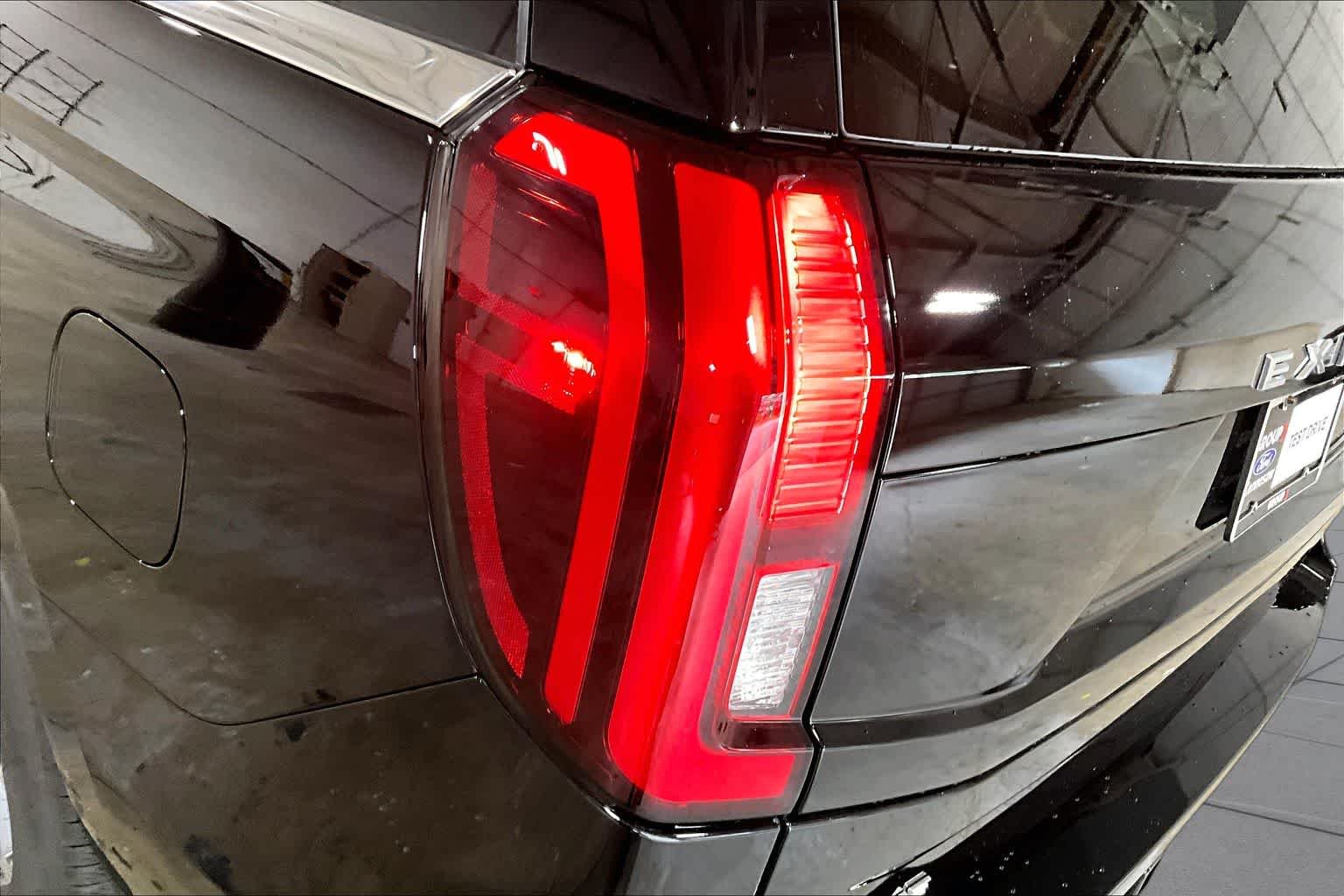 New 2026 Agate Black Metallic Ford Active image 14