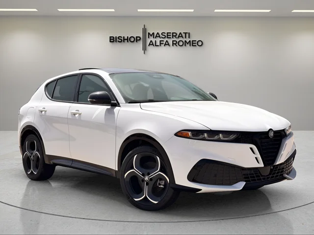 New 2026 Alfa Romeo Tonale Base