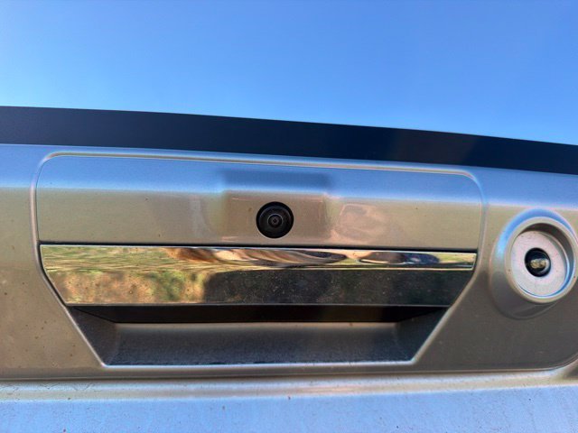 Used 2023 Iconic Silver Metallic Ford XLT image 12