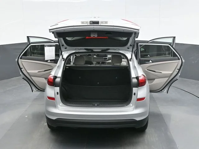 Used 2019 Silver Hyundai Value image 27