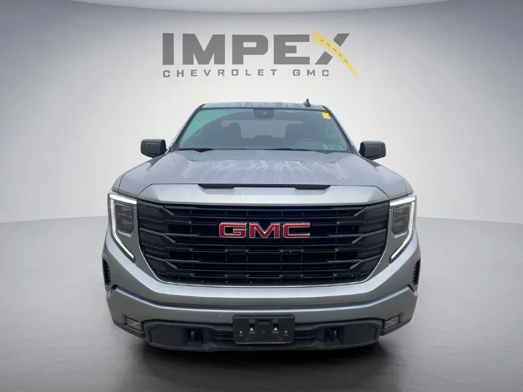 Used 2025 Sterling Metallic GMC Elevation image 8
