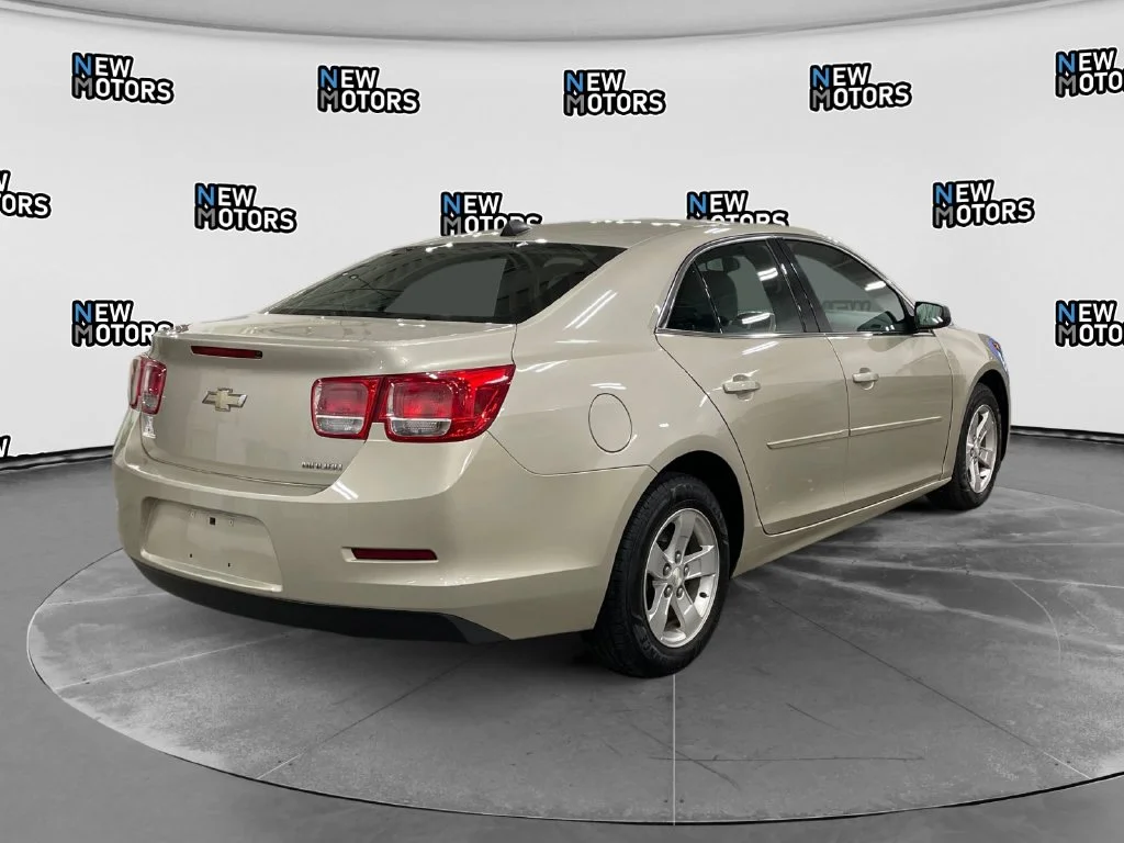 Used 2013 Champagne Silver Chevrolet LS image 5