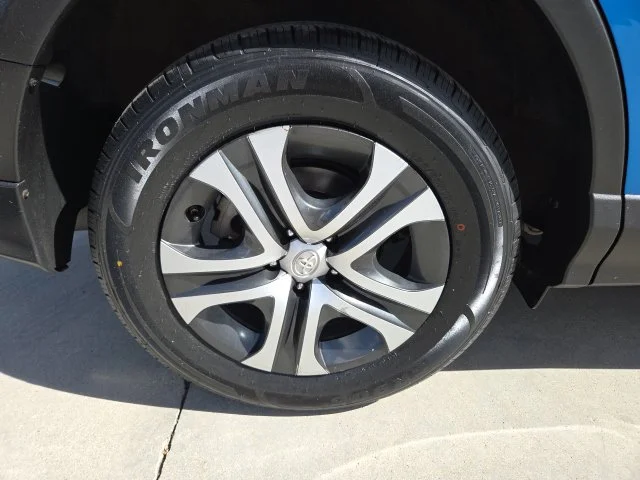 Used 2017 Blue Toyota LE image 12