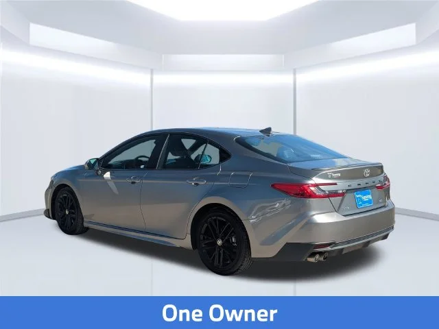 Used 2025 Gray Toyota SE image 4