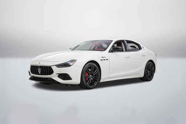 2023 Maserati Ghibli Modena
