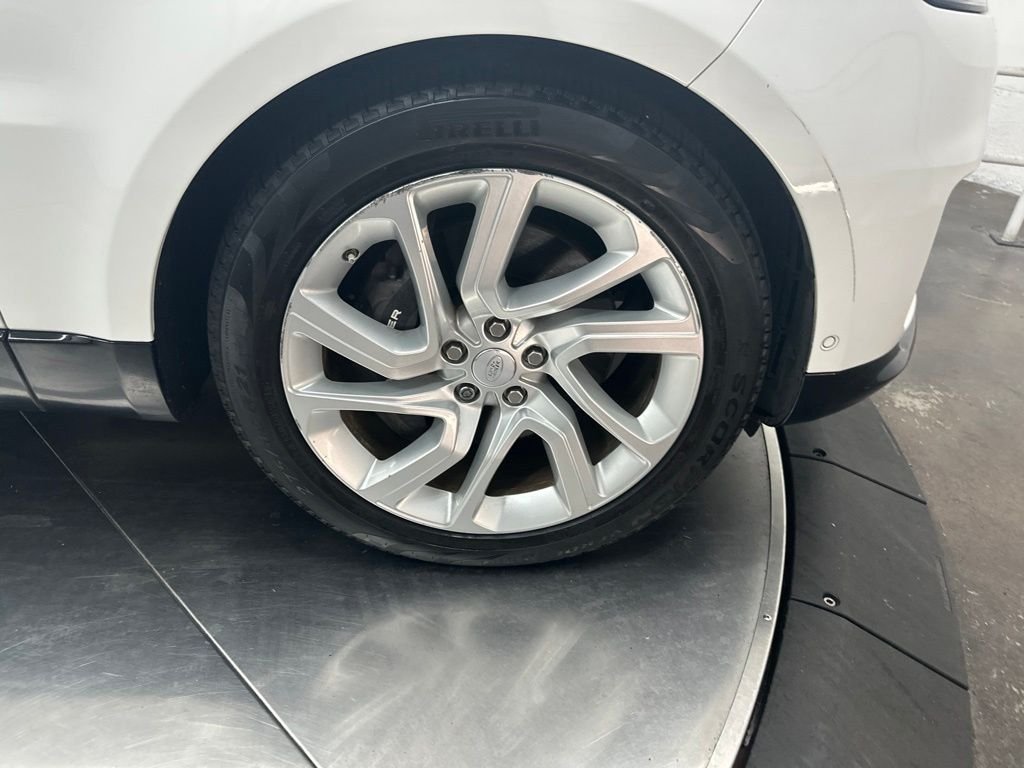 Used 2018 White Land Rover Supercharged image 9