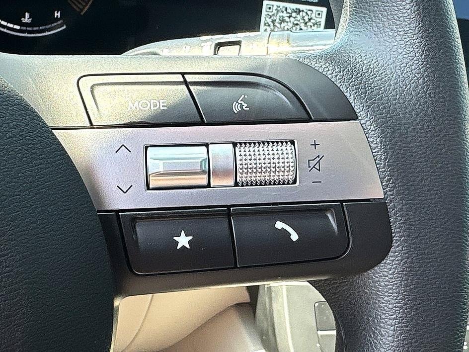 New 2026 Hampton Gray Hyundai SE FWD image 29