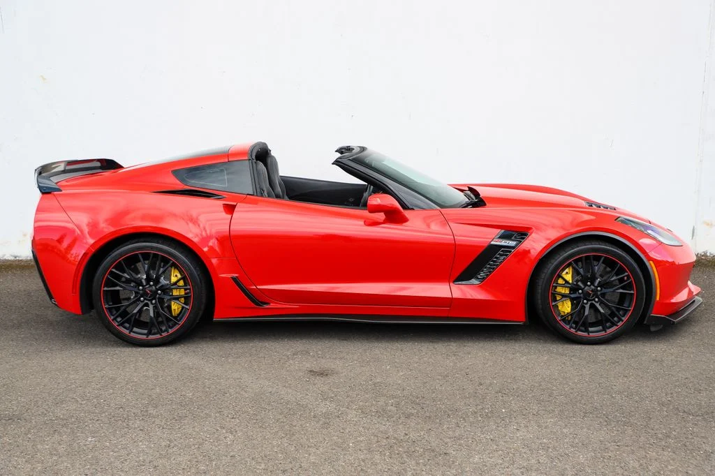 Used 2017 Torch Red Chevrolet Z06 image 27