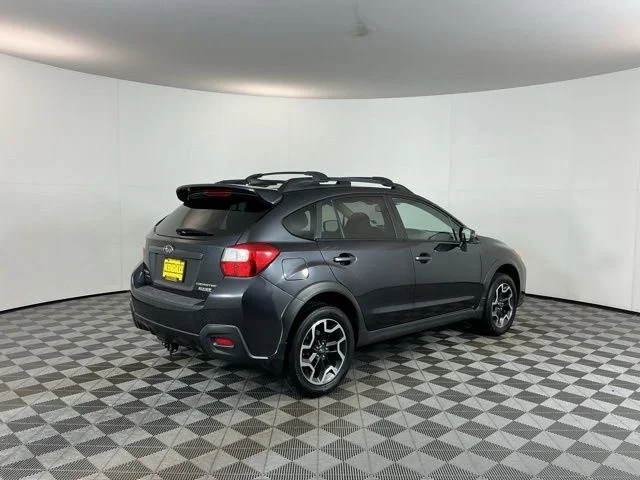 Used 2016 Gray Subaru 2.0i Limited image 5