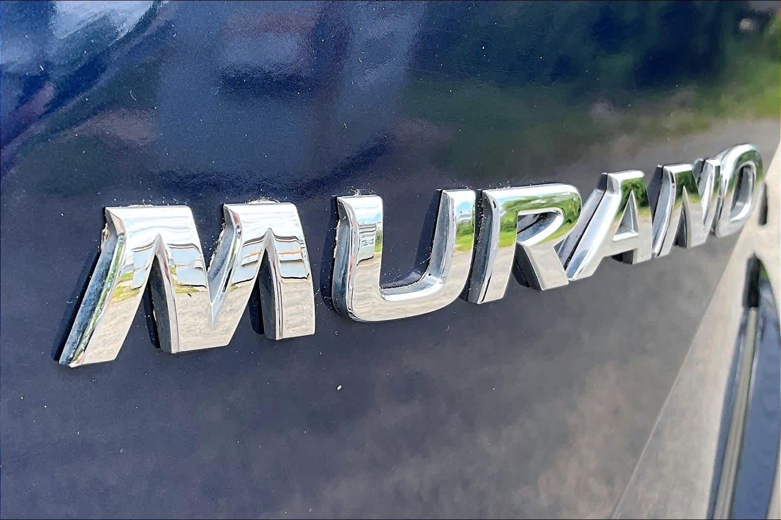 Used 2019 Deep Blue Pearl Nissan S image 29