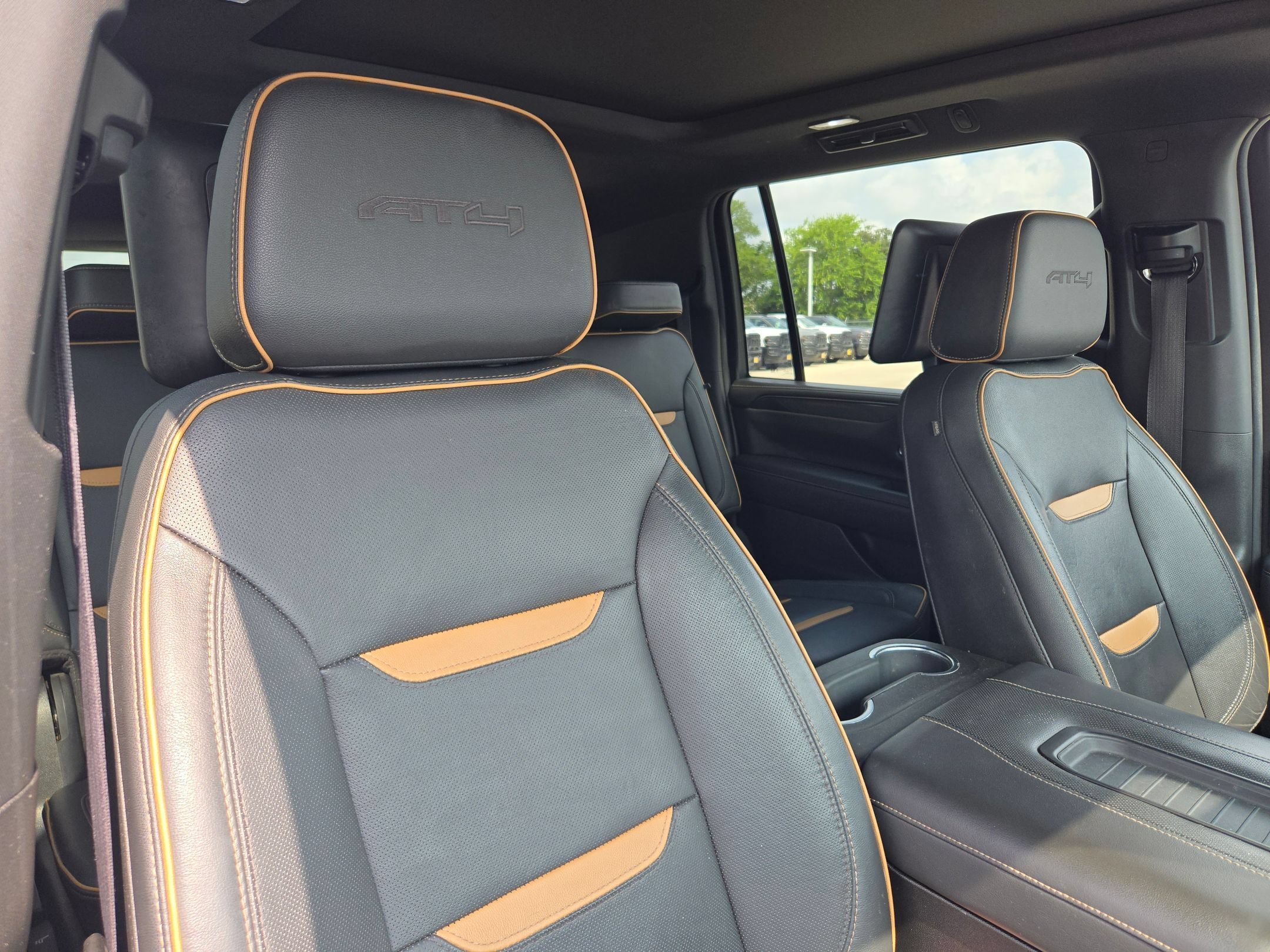 Used 2021 Onyx Black GMC AT4 image 31