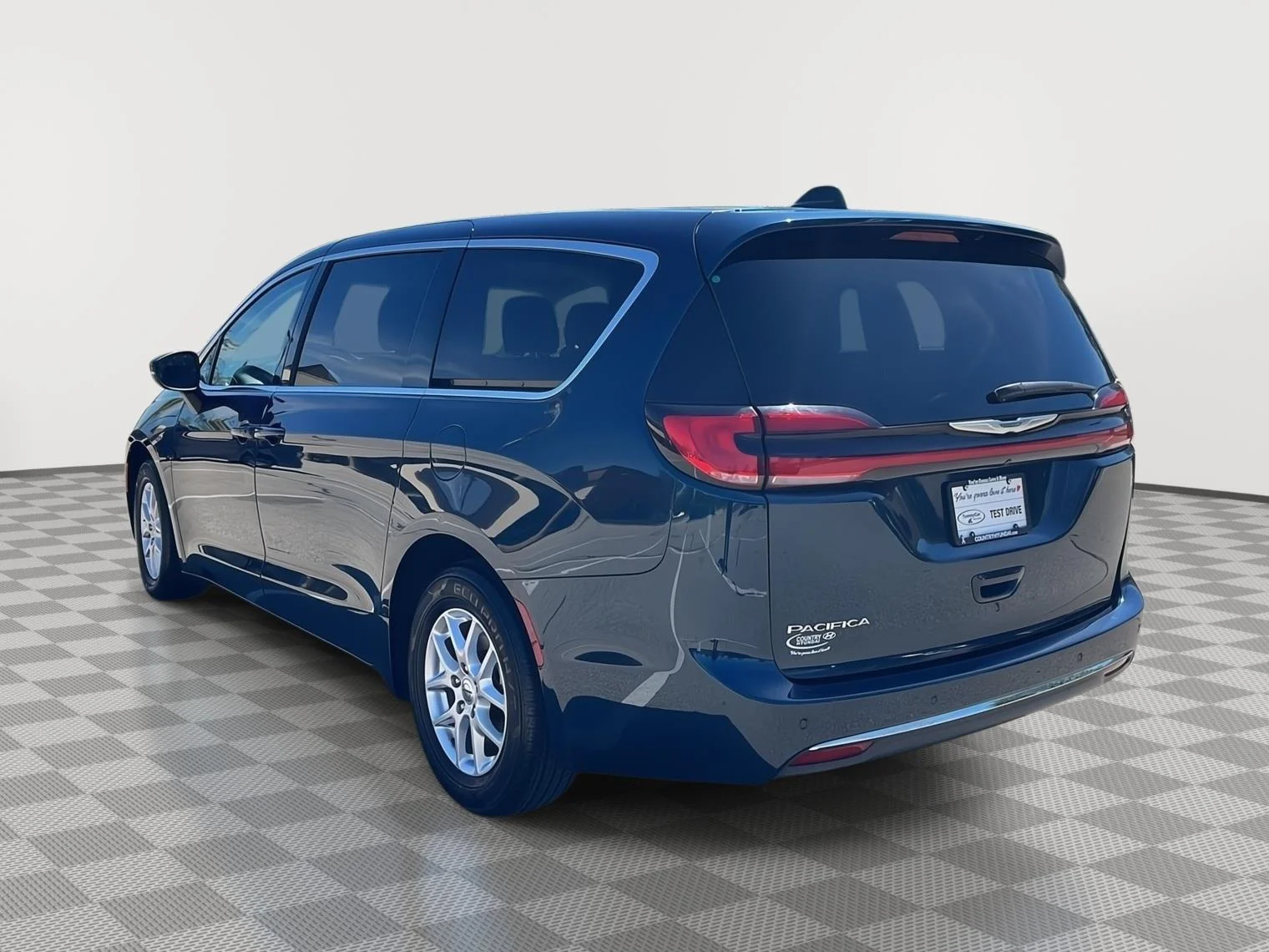 Used 2023 Fathom Blue Pearlcoat Chrysler Touring L image 7